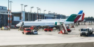 Der Flughafen Hamburg: Helmut Schmidt – Ein Tor zur Welt